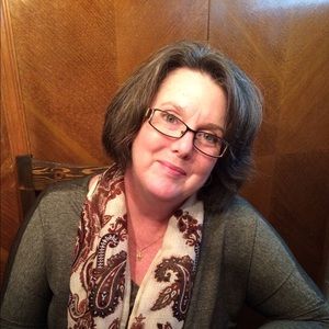 Meet your Posher, Lucinda